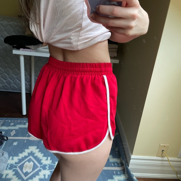 NWOT Forever21 Red Sporty Shorts with White Lining - Picture 2 of 6